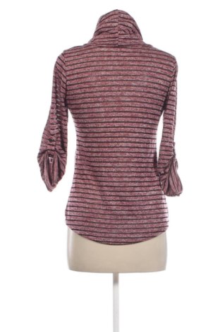 Γυναικεία μπλούζα One Love, Μέγεθος M, Χρώμα Ρόζ , Τιμή 5,88 €
