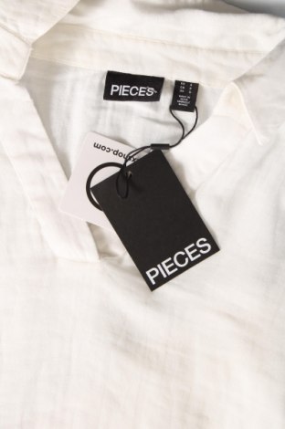 Дамска блуза Pieces, Размер S, Цвят Бял, Цена 23,00 лв.