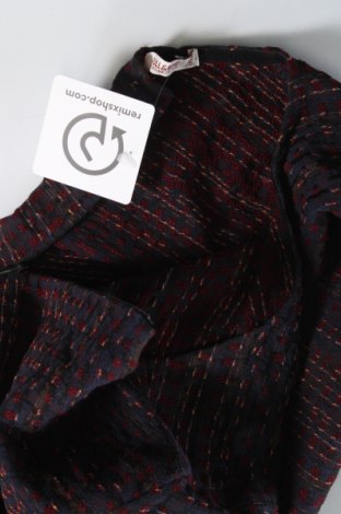Damen Shirt Pull&Bear, Größe S, Farbe Mehrfarbig, Preis € 16,13