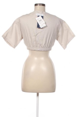 Дамска блуза Reebok, Размер XXS, Цвят Сив, Цена 30,80 лв.