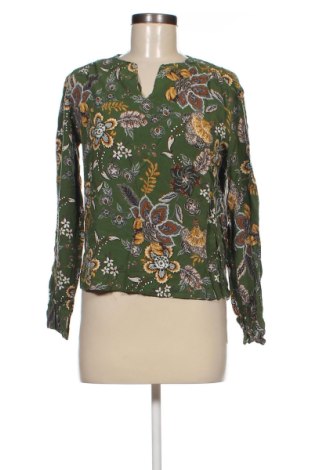 Γυναικεία μπλούζα Reserved, Μέγεθος M, Χρώμα Πολύχρωμο, Τιμή 5,83 €