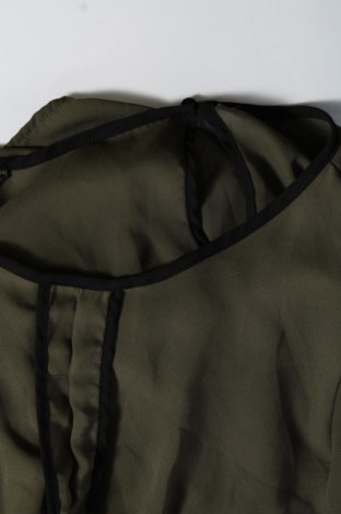 Γυναικεία μπλούζα SHEIN, Μέγεθος L, Χρώμα Πράσινο, Τιμή 5,70 €