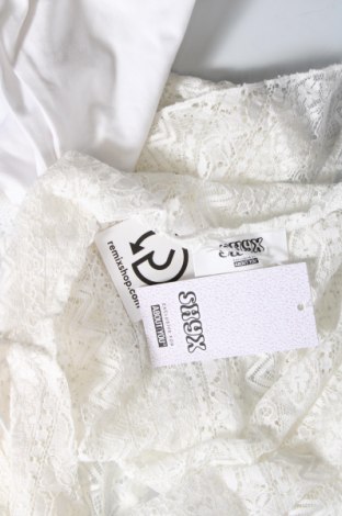 Damen Shirt SHYX x About You, Größe M, Farbe Weiß, Preis 19,85 €