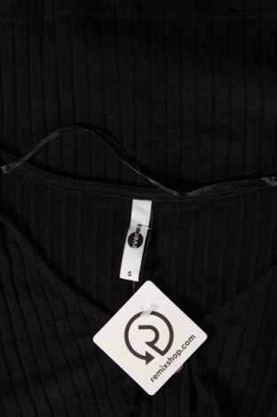 Дамска блуза Takko Fashion, Размер S, Цвят Черен, Цена 7,60 лв.