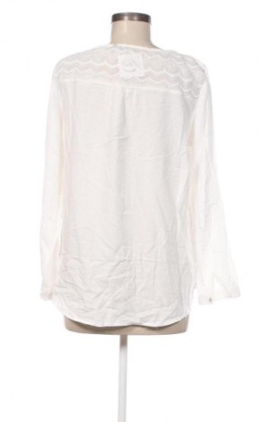 Дамска блуза Tom Tailor, Размер M, Цвят Бял, Цена 13,60 лв.