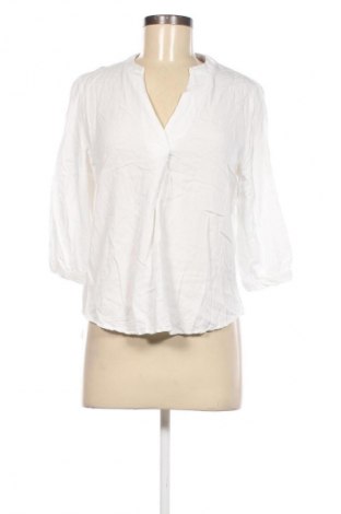 Дамска блуза VILA, Размер M, Цвят Бял, Цена 10,00 лв.