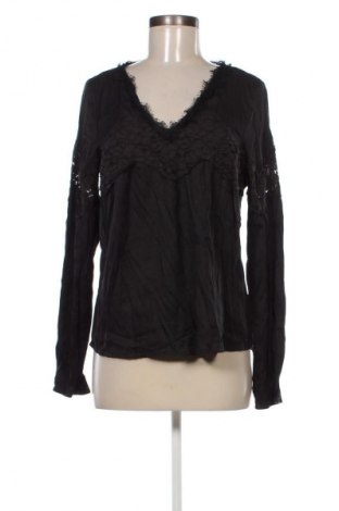 Γυναικεία μπλούζα VILA, Μέγεθος M, Χρώμα Μαύρο, Τιμή 6,19 €