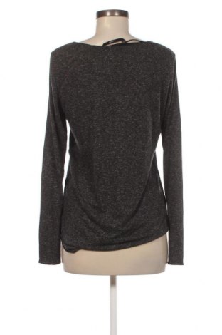 Дамска блуза Vero Moda, Размер M, Цвят Сив, Цена 18,40 лв.
