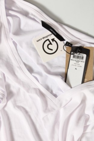 Дамска блуза Vero Moda, Размер XL, Цвят Бял, Цена 18,40 лв.