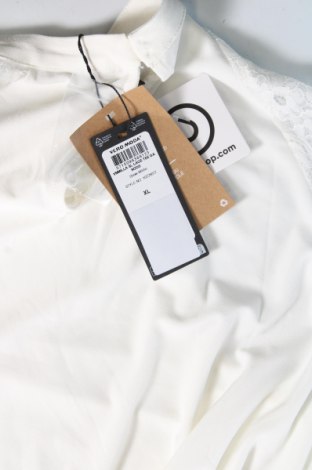 Γυναικεία μπλούζα Vero Moda, Μέγεθος XL, Χρώμα Λευκό, Τιμή 9,48 €