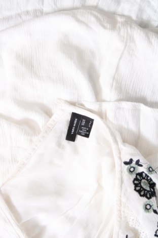 Γυναικεία μπλούζα Vero Moda, Μέγεθος S, Χρώμα Λευκό, Τιμή 12,37 €