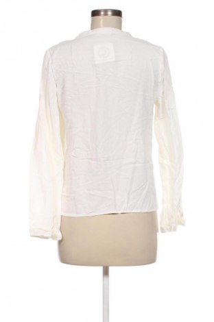 Damen Shirt Vero Moda, Größe M, Farbe Weiß, Preis € 5,57