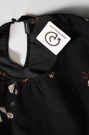 Дамска блуза Vero Moda, Размер XS, Цвят Черен, Цена 11,00 лв.
