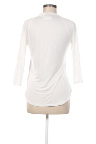 Дамска блуза Yessica, Размер S, Цвят Бял, Цена 7,60 лв.