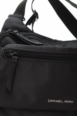 Дамска чанта Daniel Ray, Цвят Черен, Цена 26,69 лв.