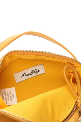 Дамска чанта Miss Shop, Цвят Жълт, Цена 30,75 лв.