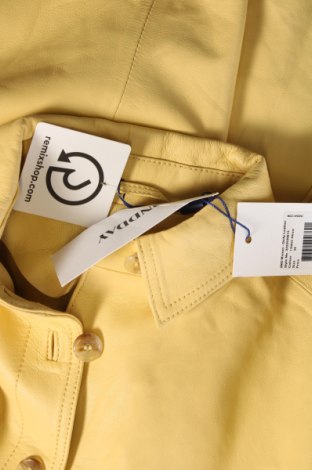 Дамска кожена риза 2ND Day, Размер XS, Цвят Жълт, Цена 96,60 лв.