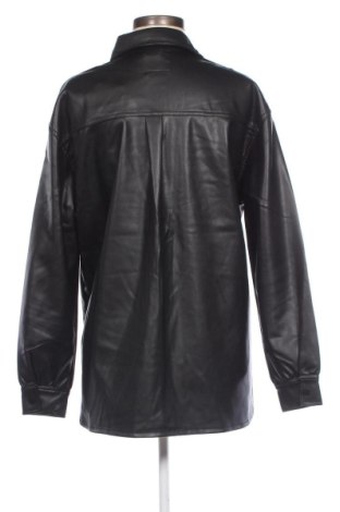 Дамска кожена риза Jennyfer, Размер M, Цвят Черен, Цена 20,00 лв.