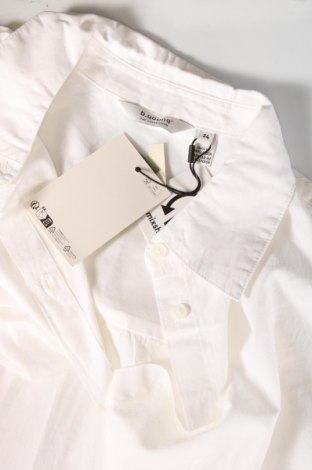 Дамска риза B.Young, Размер XS, Цвят Бял, Цена 42,35 лв.