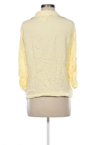 Дамска риза Blind Date, Размер M, Цвят Жълт, Цена 12,50 лв.