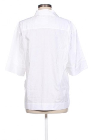Дамска риза Monki, Размер S, Цвят Бял, Цена 22,40 лв.