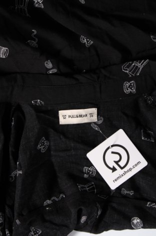 Дамска риза Pull&Bear, Размер M, Цвят Черен, Цена 15,25 лв.
