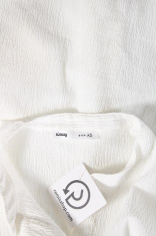 Γυναικείο πουκάμισο Sinsay, Μέγεθος XS, Χρώμα Λευκό, Τιμή 7,67 €