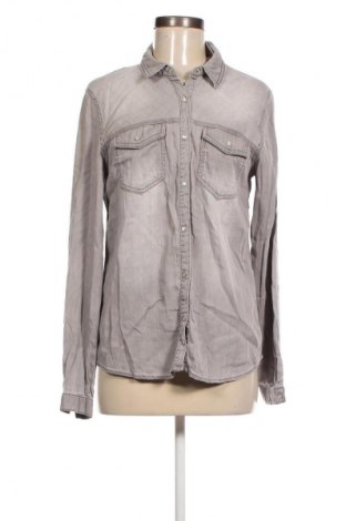 Γυναικείο πουκάμισο VILA, Μέγεθος L, Χρώμα Γκρί, Τιμή 7,42 €