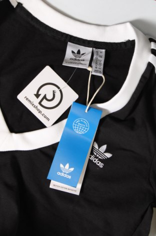 Damski T-shirt Adidas Originals, Rozmiar M, Kolor Czarny, Cena 90,89 zł
