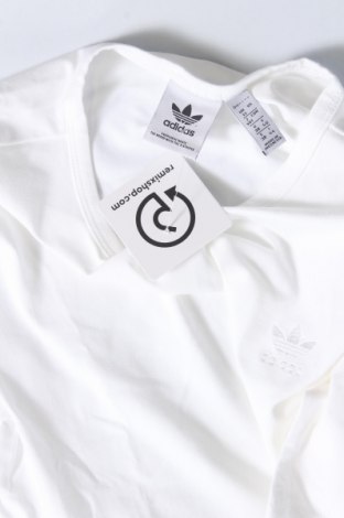 Damen T-Shirt Adidas Originals, Größe M, Farbe Weiß, Preis 31,96 €