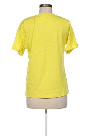 Γυναικείο t-shirt Bebe Plus, Μέγεθος L, Χρώμα Κίτρινο, Τιμή 3,99 €