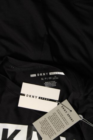 Дамска тениска DKNY, Размер S, Цвят Черен, Цена 54,00 лв.