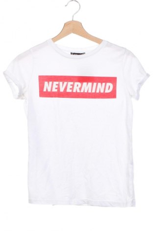 Γυναικείο t-shirt Fb Sister, Μέγεθος XS, Χρώμα Λευκό, Τιμή 3,80 €