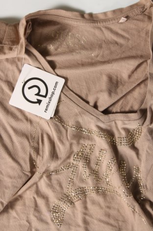 Γυναικείο t-shirt Guess, Μέγεθος S, Χρώμα  Μπέζ, Τιμή 9,92 €