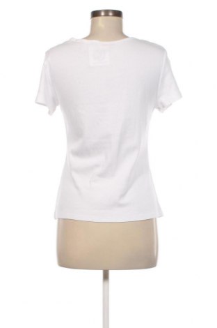 Γυναικείο t-shirt Levi's, Μέγεθος L, Χρώμα Λευκό, Τιμή 31,96 €