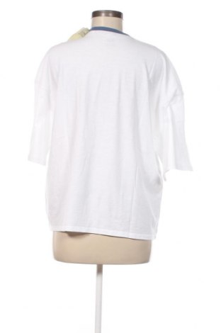 Γυναικείο t-shirt Levi's, Μέγεθος XS, Χρώμα Λευκό, Τιμή 31,96 €