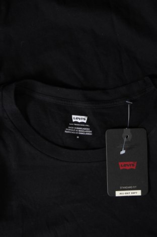 Γυναικείο t-shirt Levi's, Μέγεθος M, Χρώμα Μαύρο, Τιμή 28,76 €