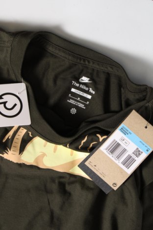 Dámské tričko Nike, Velikost M, Barva Zelená, Cena  854,00 Kč