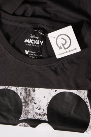 Γυναικείο t-shirt ONLY, Μέγεθος L, Χρώμα Μαύρο, Τιμή 15,98 €