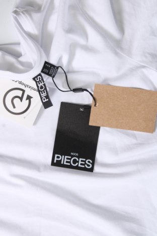 Γυναικείο t-shirt Pieces, Μέγεθος M, Χρώμα Λευκό, Τιμή 9,59 €