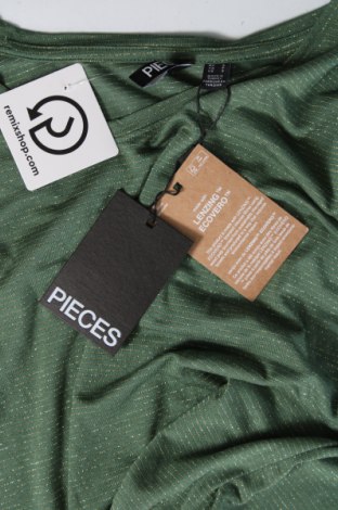 Дамска тениска Pieces, Размер S, Цвят Зелен, Цена 15,50 лв.