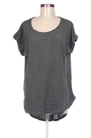 Γυναικείο t-shirt Urban Classics, Μέγεθος XL, Χρώμα Γκρί, Τιμή 9,59 €