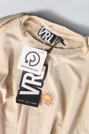 Γυναικείο t-shirt Viral Vibes, Μέγεθος S, Χρώμα  Μπέζ, Τιμή 10,21 €