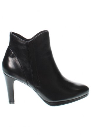 Dámské boty  Caprice, Velikost 38, Barva Černá, Cena  667,00 Kč