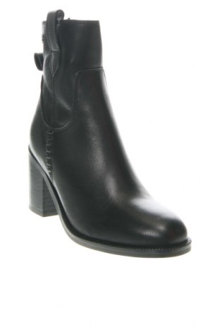 Dámské boty  Carmela, Velikost 36, Barva Černá, Cena  1 247,00 Kč