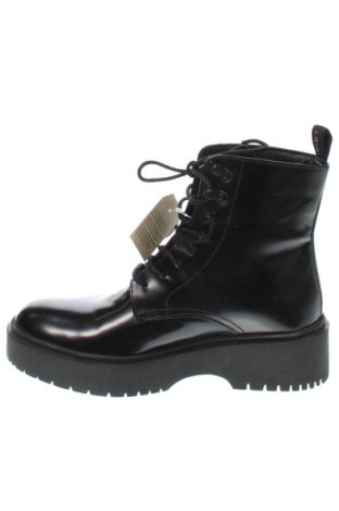 Botine de damă Levi's, Mărime 38, Culoare Negru, Preț 479,44 Lei