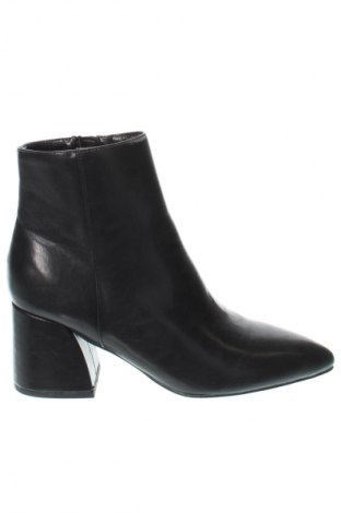 Damen Stiefeletten Madden Girl, Größe 38, Farbe Schwarz, Preis € 112,37