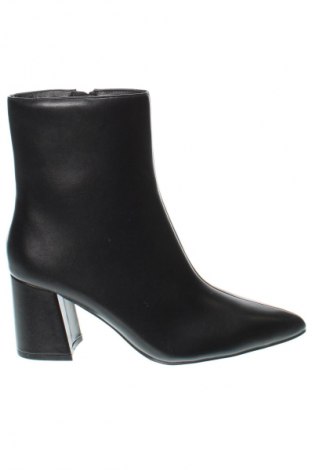 Damen Stiefeletten Nelly, Größe 39, Farbe Schwarz, Preis € 43,14