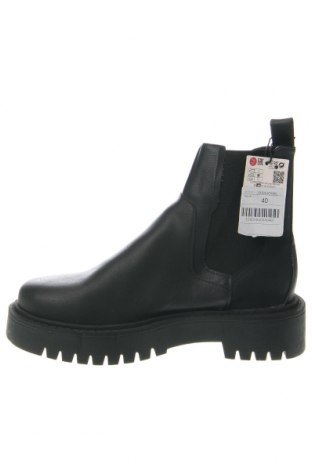Dámské boty  Pull&Bear, Velikost 40, Barva Černá, Cena  792,00 Kč
