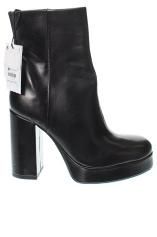 Dámské boty  Zara, Velikost 35, Barva Černá, Cena  1 116,00 Kč